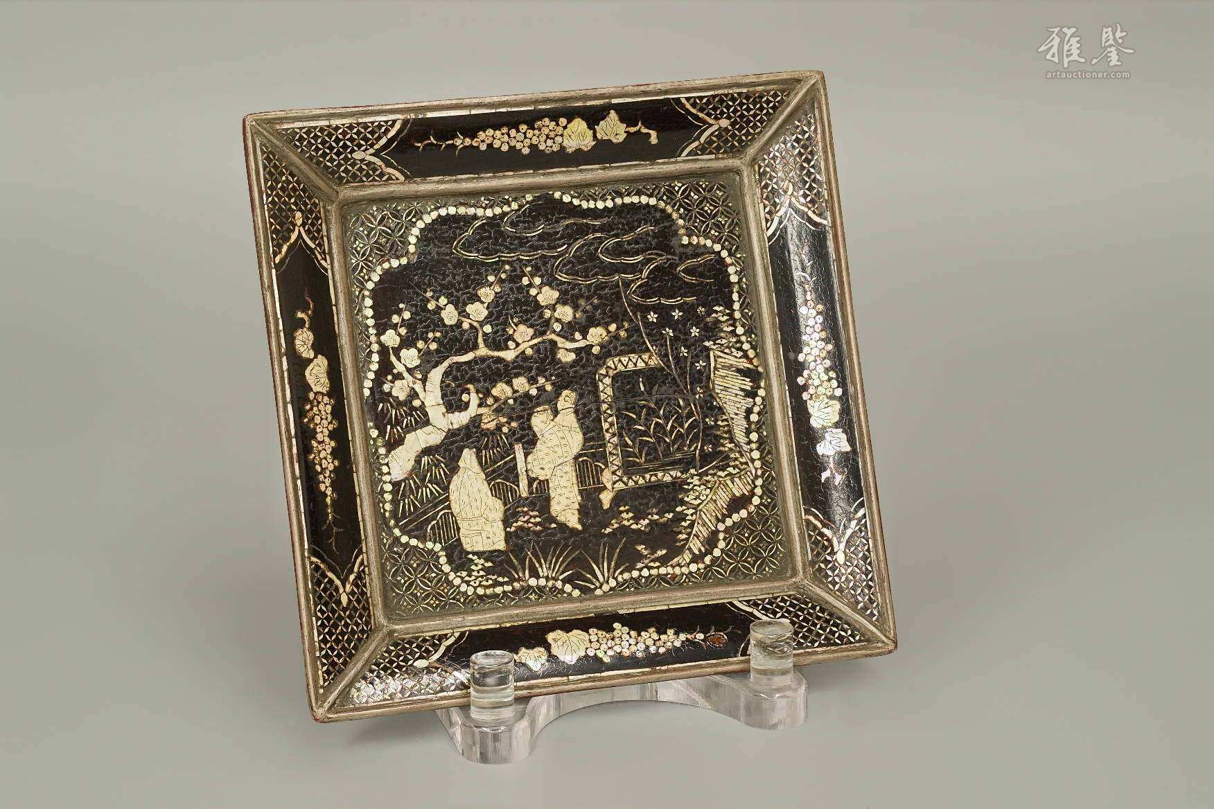 明 嵌螺钿人物四方盘 日本桐箱附