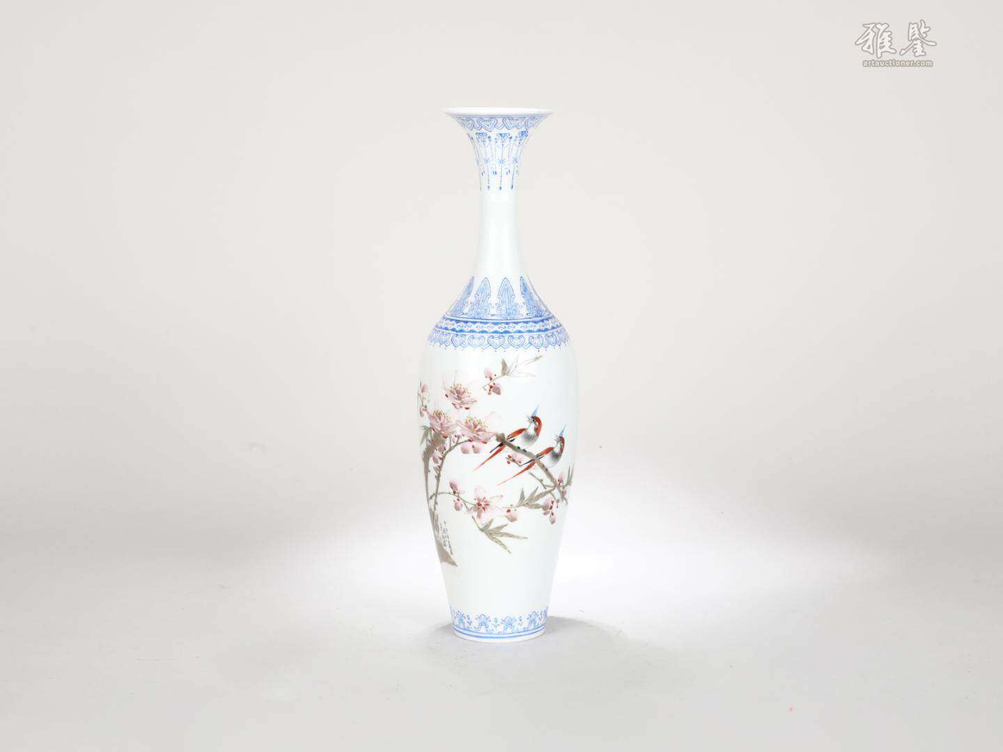 近代 粉彩薄胎花瓶